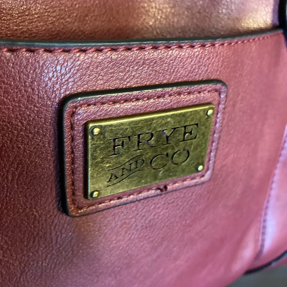 FRYE & Co VINTG BURGANDY Leather Handbag - Picture 4 of 10